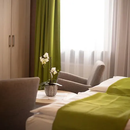 Casa de hóspedes Verwoehn-pension Wiesengrund 3*
