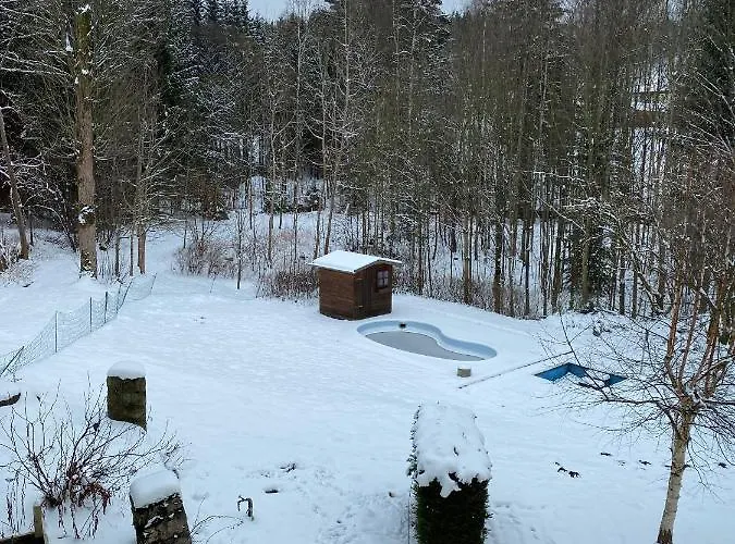 Konukevi Verwoehn-pension Wiesengrund 3*